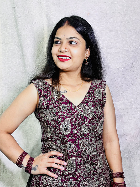 Kuhoo’s Gulnaar Kurthi 🌹