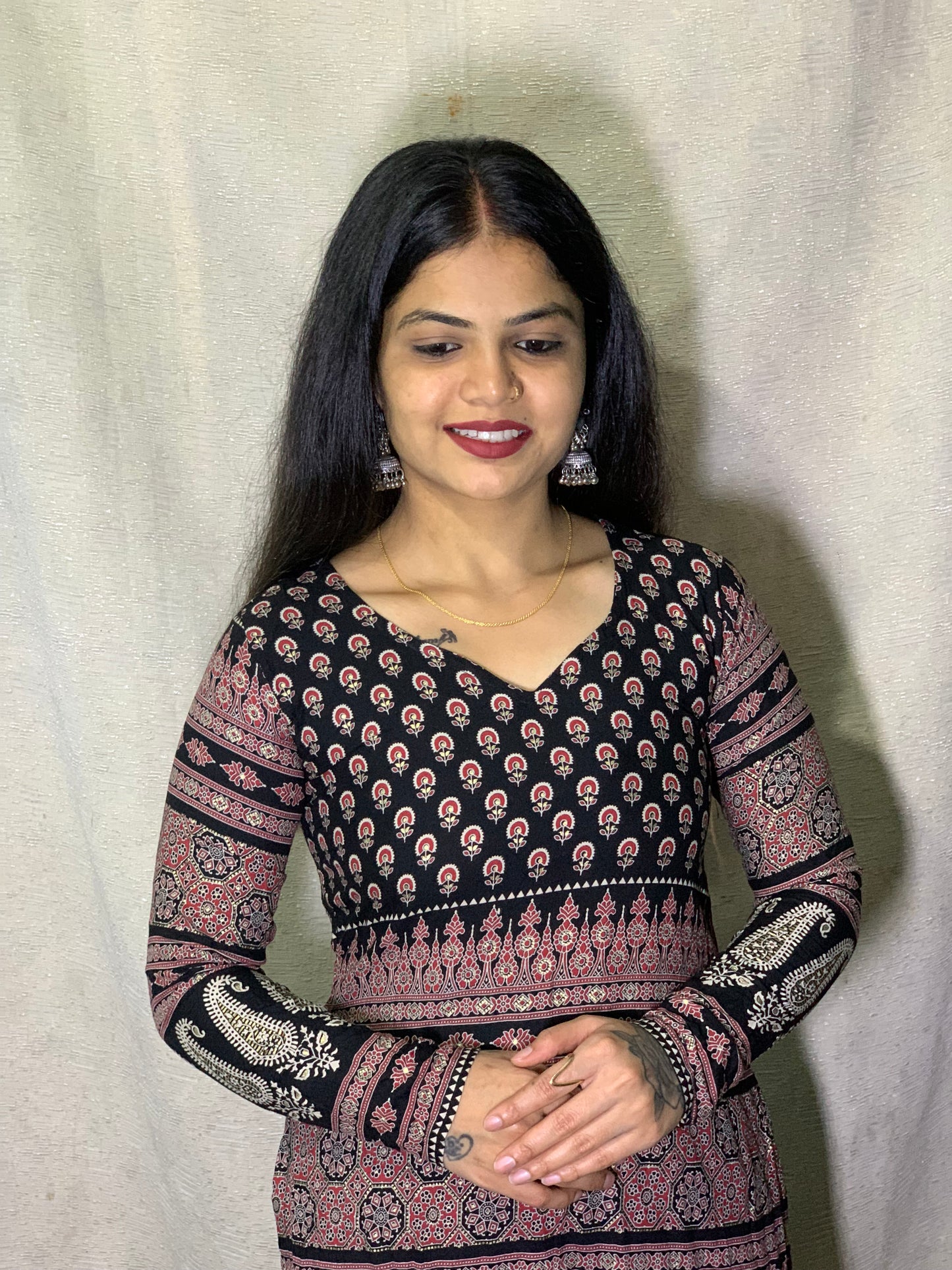 Kuhoo’s Kshitija Siyahi 🖤